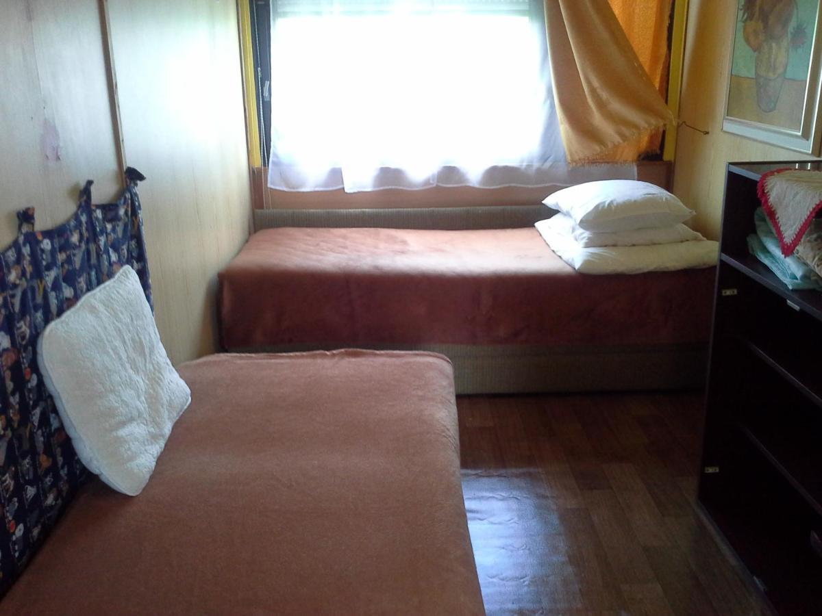 Ferienwohnung Utulny Privat Veľký Meder Exterior foto