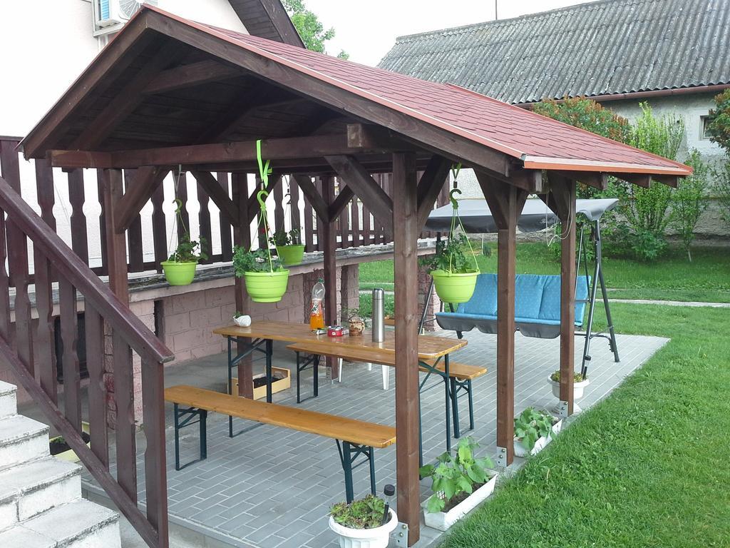 Ferienwohnung Utulny Privat Veľký Meder Exterior foto