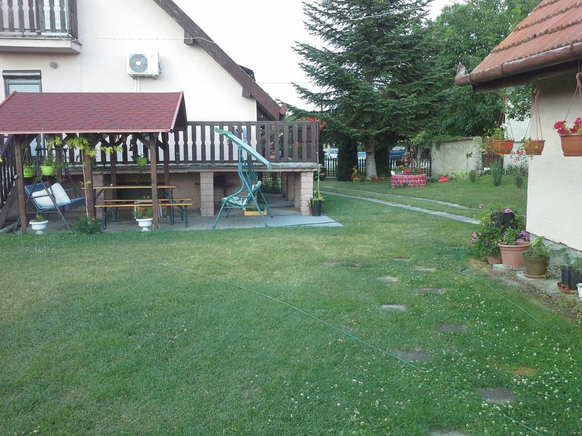 Ferienwohnung Utulny Privat Veľký Meder Exterior foto